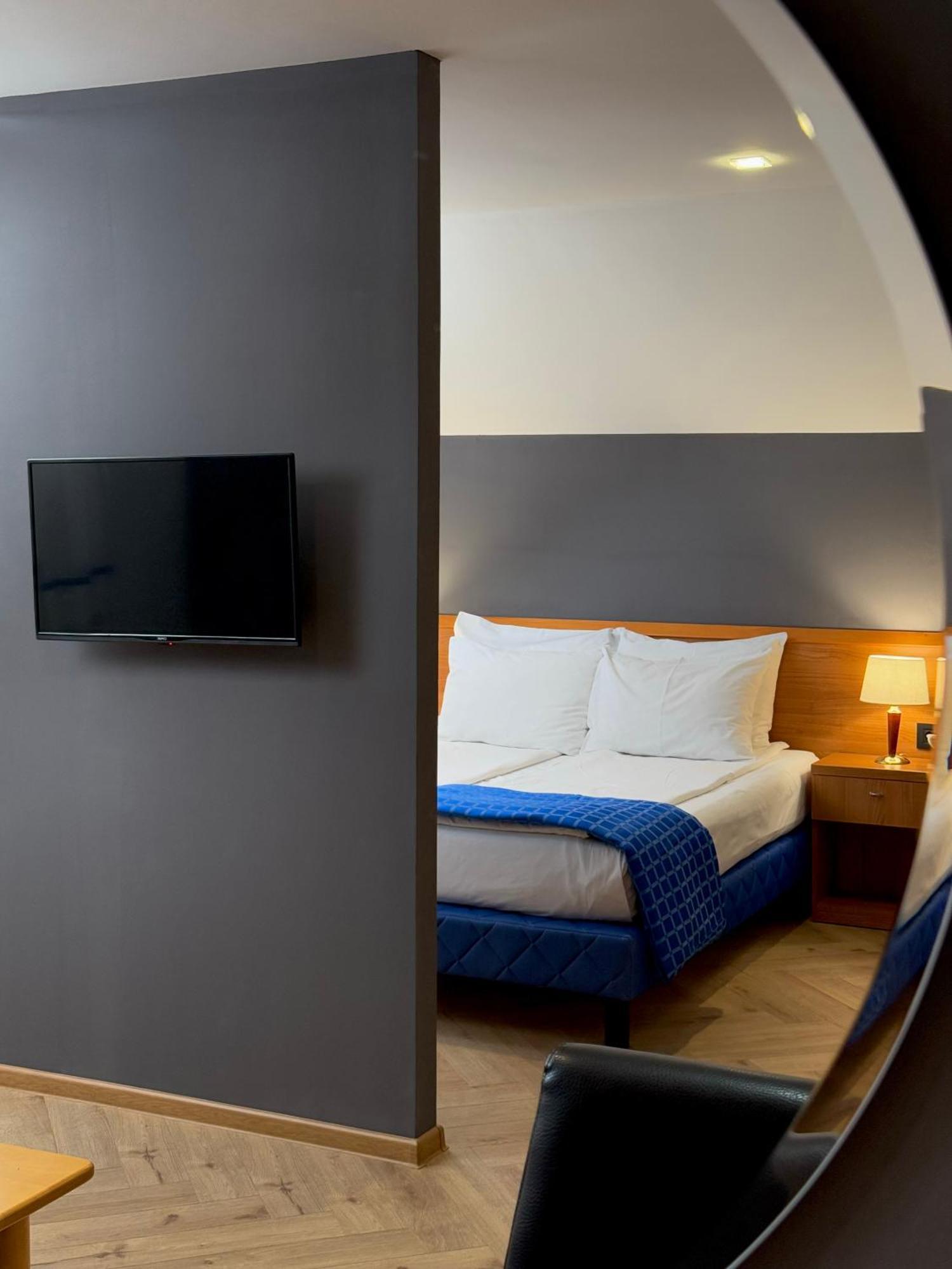 Motel M Vlasenica Bagian luar foto