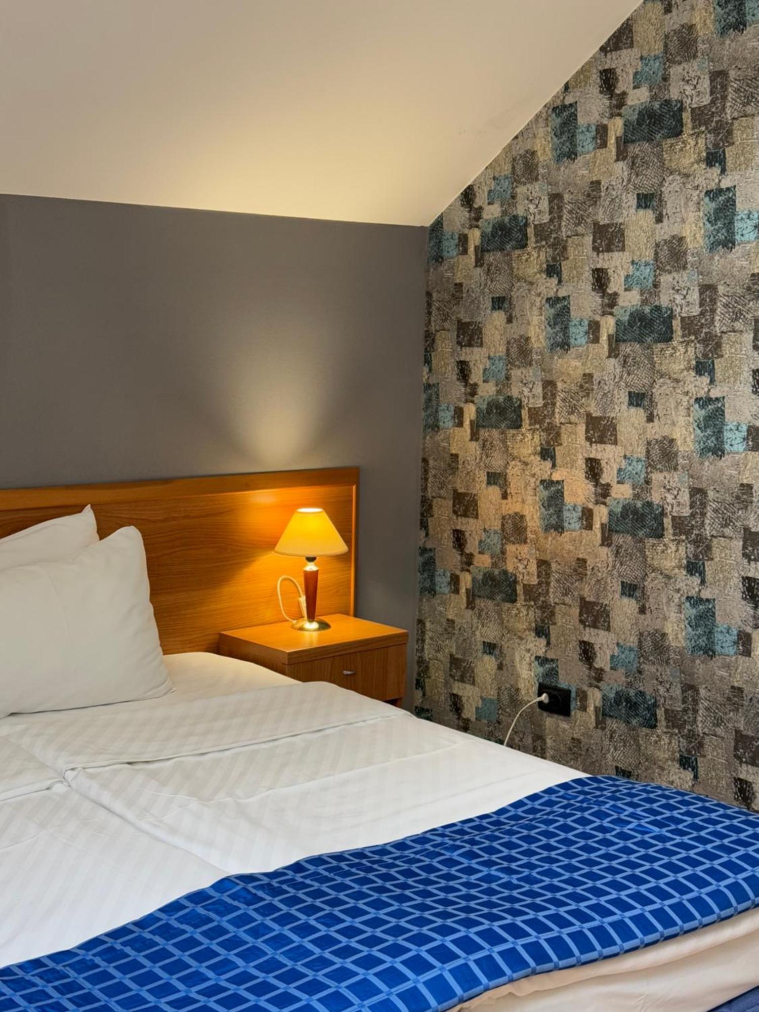 Motel M Vlasenica Bagian luar foto