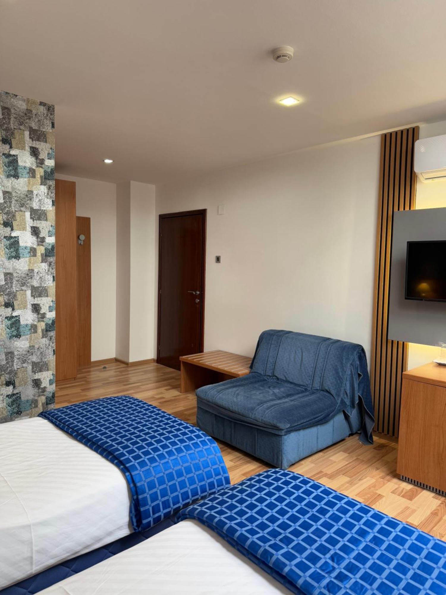 Motel M Vlasenica Bagian luar foto